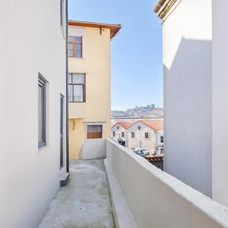 Modern Studio, 2 Min Walk To Douro River With Ac